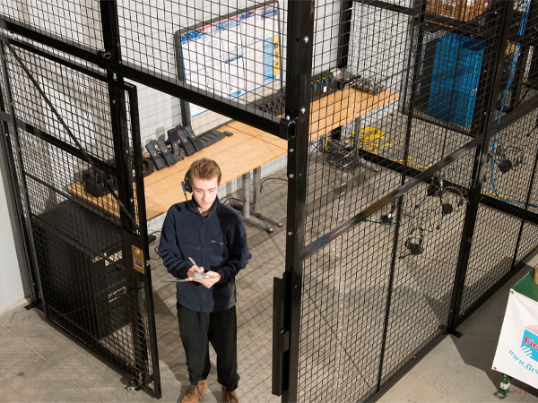 Woven Wire & Cage Partitions | Wolter Inc